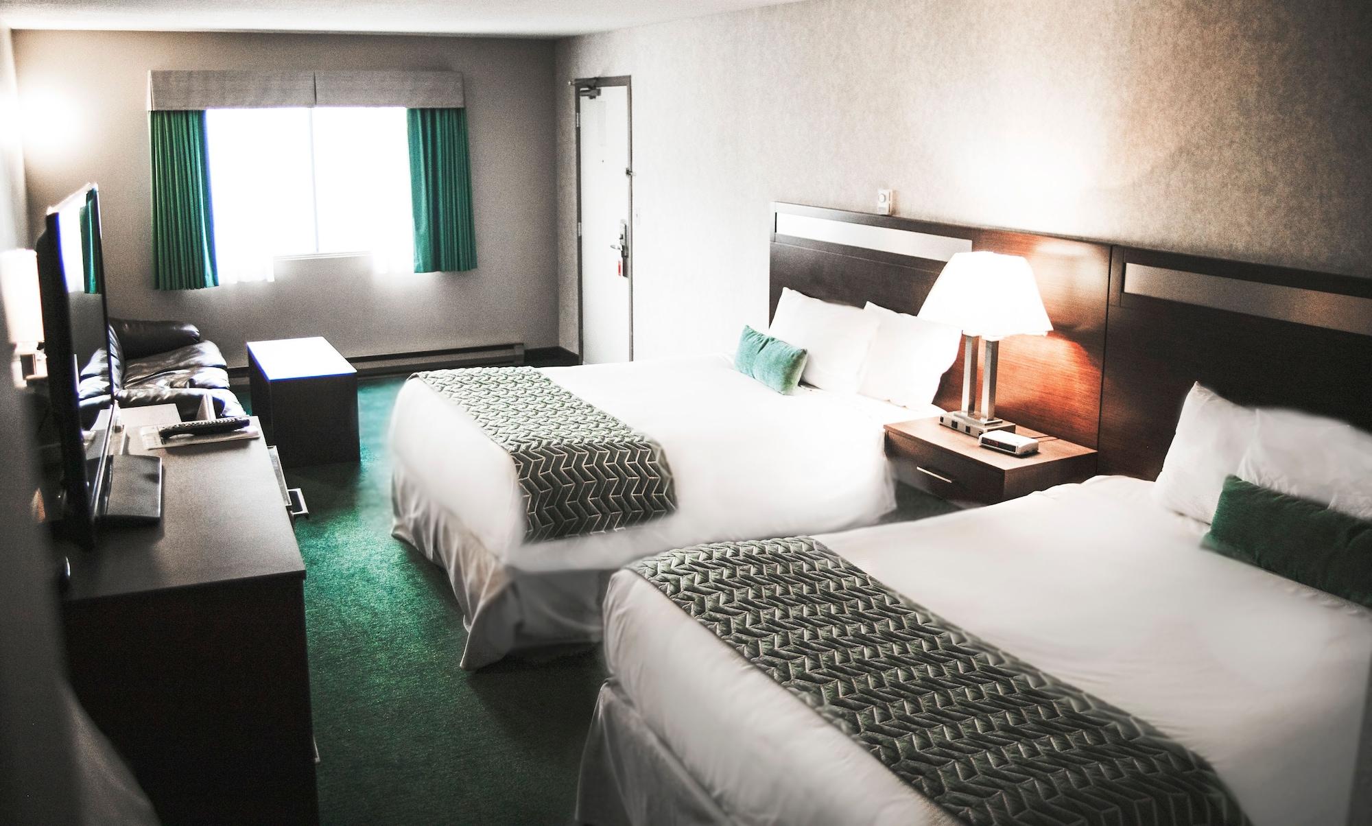 Ramada By Wyndham Otel Quesnel Dış mekan fotoğraf