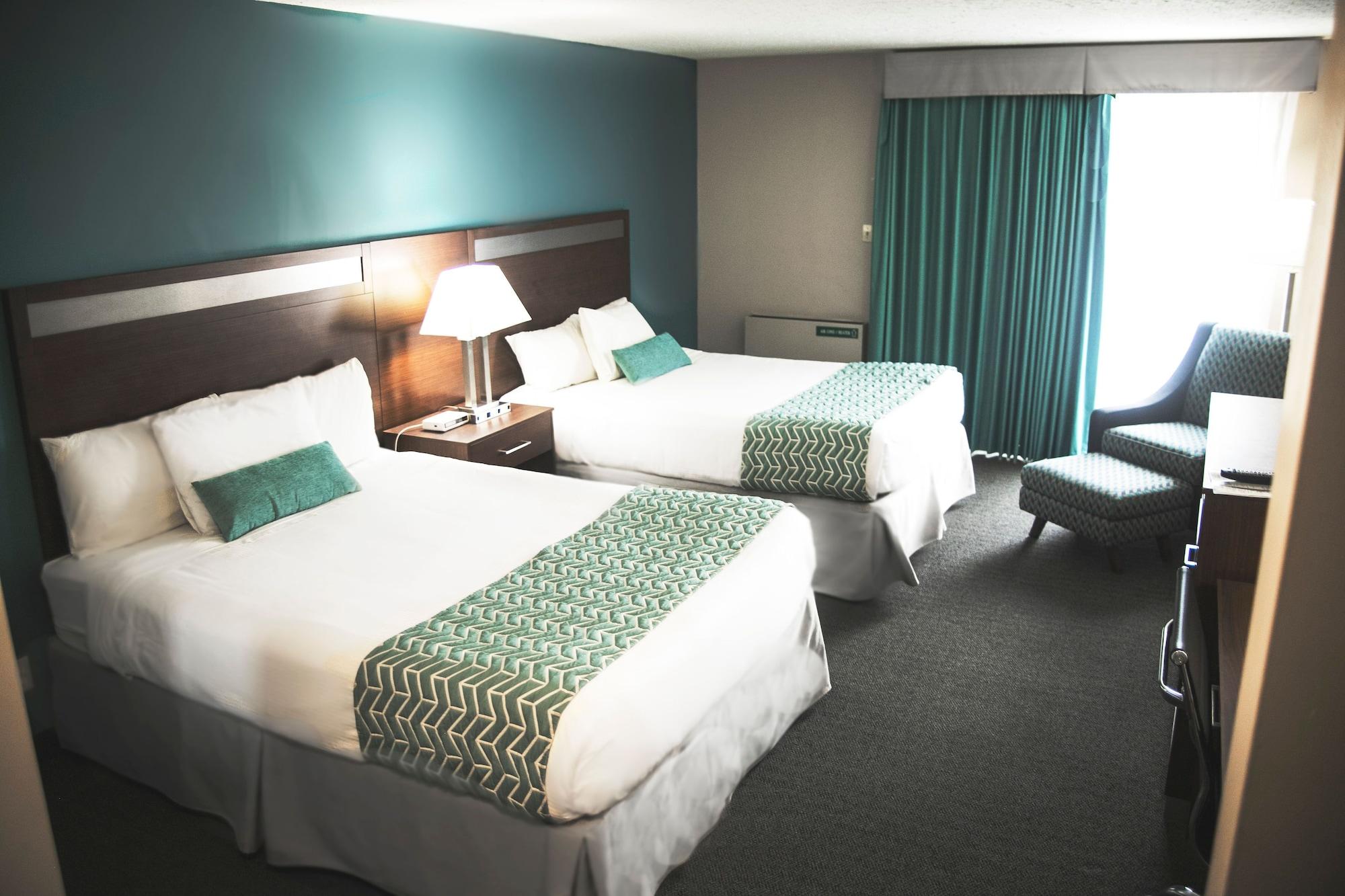 Ramada By Wyndham Otel Quesnel Dış mekan fotoğraf